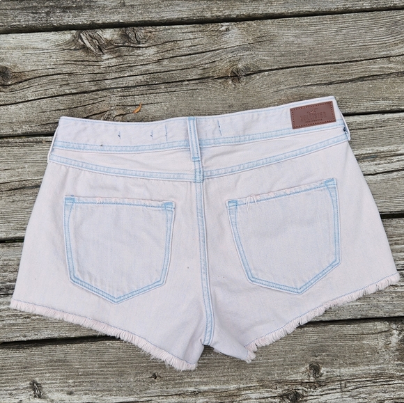 Hollister Low Rise Distressed Ripped  Boyfriend Shorts Pastel Pink Purple - Picture 3 of 10